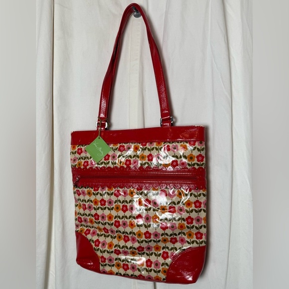 Vera Bradley Everything Nice Tote
Folkloric "Frill" Has Tag, Not New. *Flaw* - Picture 3 of 9